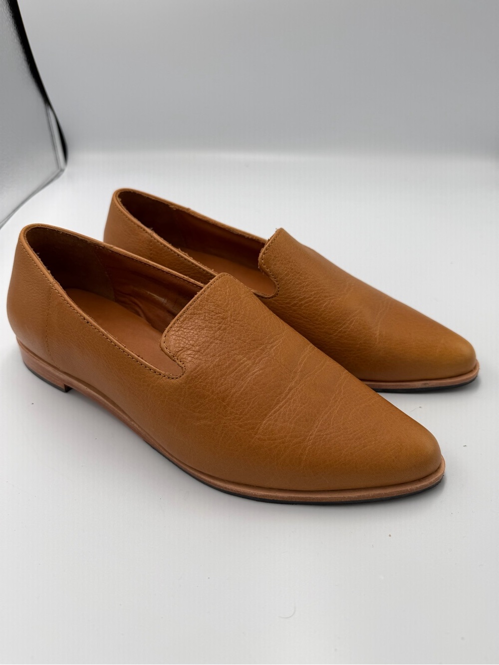 PATINA Portland Leather 'AP' Pointed Flat Dune Women's Size 8 NEW